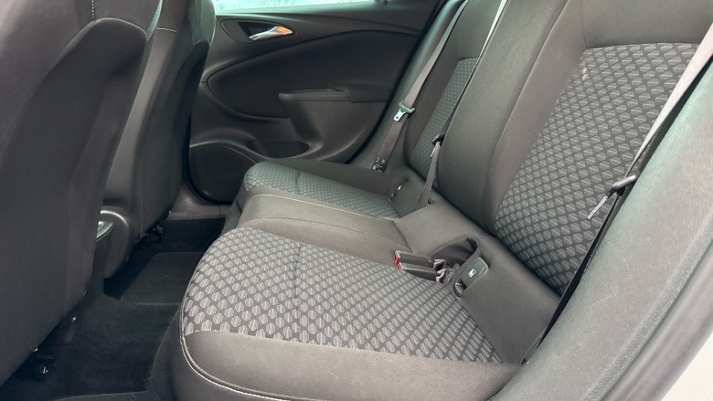 Vauxhall Astra 1.0T ecoTEC Design 5dr Petrol Hatchback